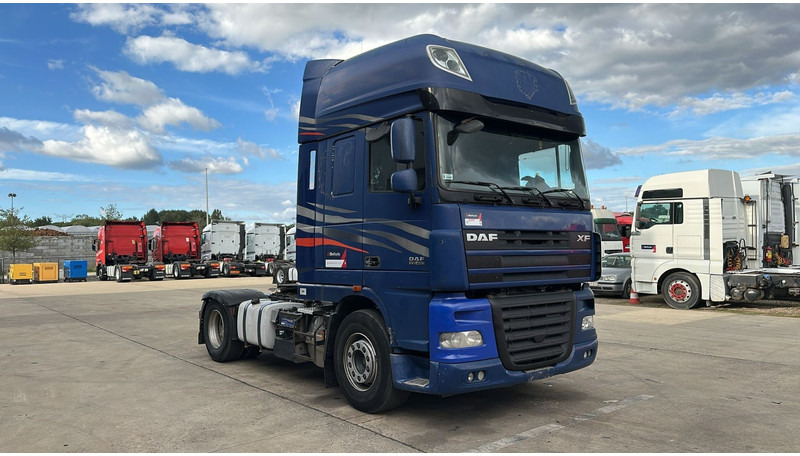 DAF XF 105.460 (GOOD CONDITION / BONNE ETAT) - Tracteur routier: photos 2 DAF XF 105.460 (GOOD CONDITION / BONNE ETAT) - Tracteur routier: photos 2