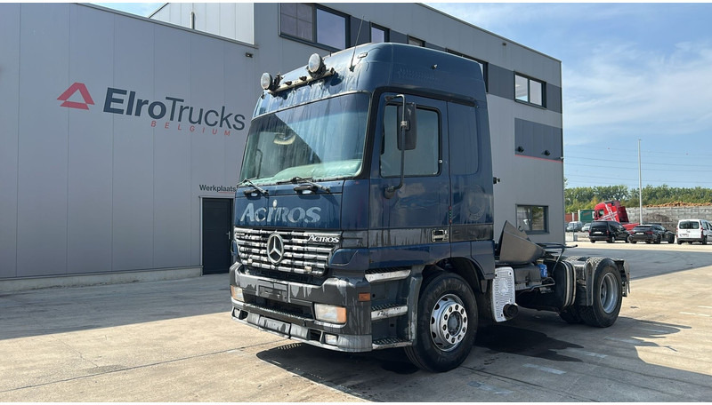 Mercedes-Benz Actros 1835 (EPS / V6 / 3 PEDALES / MP1 / PTO) - Tracteur routier: photos 1 Mercedes-Benz Actros 1835 (EPS / V6 / 3 PEDALES / MP1 / PTO) - Tracteur routier: photos 1