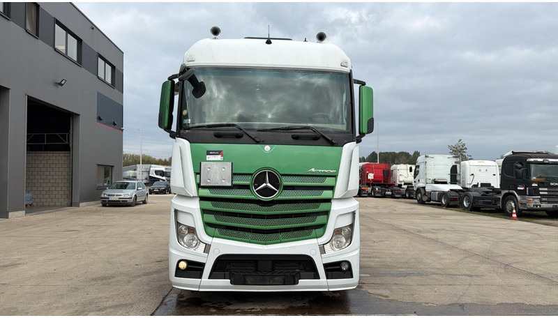 Mercedes-Benz Actros 1845 (GOOD CONDITION / PARFAIT ETAT / AIRCO / MP4) - Tracteur routier: photos 4 Mercedes-Benz Actros 1845 (GOOD CONDITION / PARFAIT ETAT / AIRCO / MP4) - Tracteur routier: photos 4