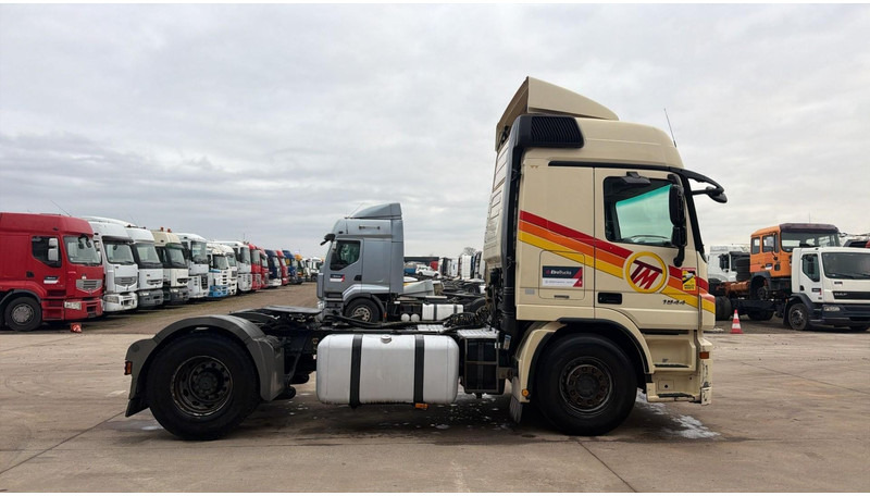Mercedes-Benz actros 1844 (MP3 / CAMION FRANCAIS / PARFAIT ETAT / PTO / FRENCH TRUCK) - Tracteur routier: photos 3 Mercedes-Benz actros 1844 (MP3 / CAMION FRANCAIS / PARFAIT ETAT / PTO / FRENCH TRUCK) - Tracteur routier: photos 3
