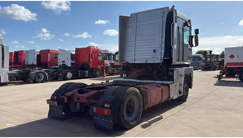 Renault Magnum 430 (POMPE MANUELLE / MANUAL PUMP / BOITE MANUELLE) - Tracteur routier: photos 4 Renault Magnum 430 (POMPE MANUELLE / MANUAL PUMP / BOITE MANUELLE) - Tracteur routier: photos 4
