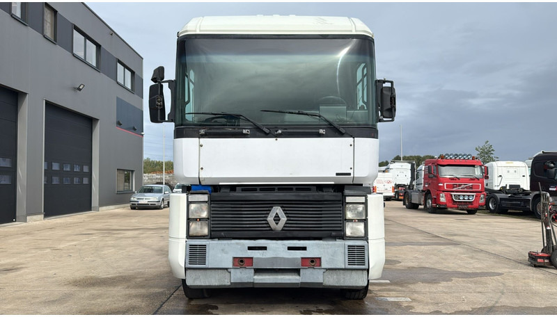 Renault Magnum AE 420 (POMPE MANUELLE / 2 CULASSE / MANUAL PUMP / GRAND PONT) - Tracteur routier: photos 2 Renault Magnum AE 420 (POMPE MANUELLE / 2 CULASSE / MANUAL PUMP / GRAND PONT) - Tracteur routier: photos 2