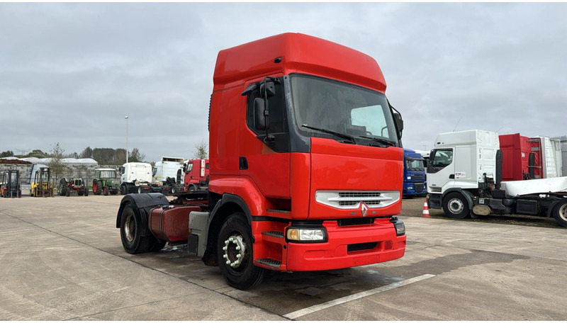 Renault Premium 385 (GRAND PONT / POMPE MANUELLE / EURO 2) - Tracteur routier: photos 4 Renault Premium 385 (GRAND PONT / POMPE MANUELLE / EURO 2) - Tracteur routier: photos 4