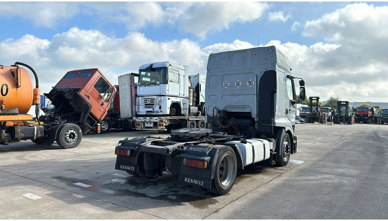 Renault Premium 420 (MANUAL GEARBOX / BOITE MANUELLE) - Tracteur routier: photos 5 Renault Premium 420 (MANUAL GEARBOX / BOITE MANUELLE) - Tracteur routier: photos 5