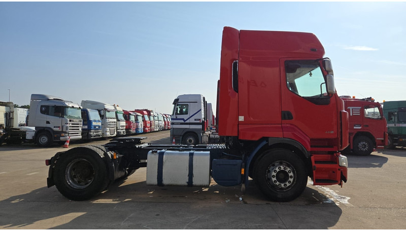 Renault Premium 440 (BOITE MANUELLE / MANUAL GEARBOX) - Tracteur routier: photos 3 Renault Premium 440 (BOITE MANUELLE / MANUAL GEARBOX) - Tracteur routier: photos 3