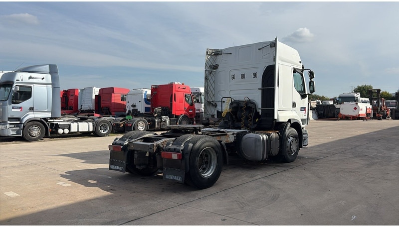 Renault Premium 440 DXI (BOITE MANUELLE / MANUAL GEARBOX) - Tracteur routier: photos 5 Renault Premium 440 DXI (BOITE MANUELLE / MANUAL GEARBOX) - Tracteur routier: photos 5