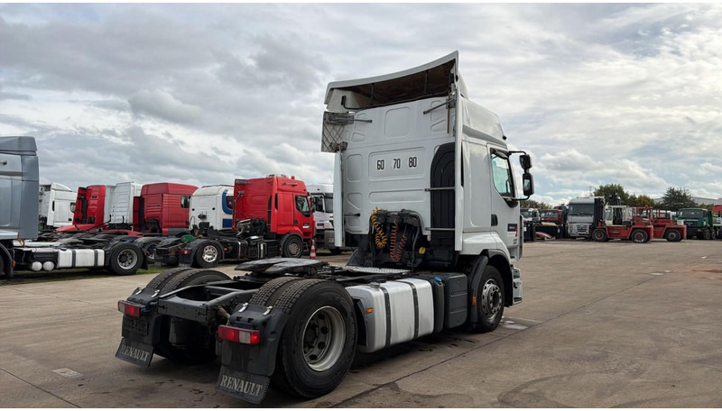 Renault Premium 450 DXI (BOITE MANUELLE / MANUAL GEARBOX) - Tracteur routier: photos 4 Renault Premium 450 DXI (BOITE MANUELLE / MANUAL GEARBOX) - Tracteur routier: photos 4