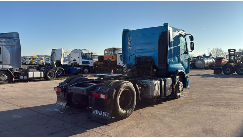 Renault Premium 450 DXI (PTO / HYDRAULIQUE / RETARDER / GOOD CONDITION / BONNE ETAT) - Tracteur routier: photos 4 Renault Premium 450 DXI (PTO / HYDRAULIQUE / RETARDER / GOOD CONDITION / BONNE ETAT) - Tracteur routier: photos 4