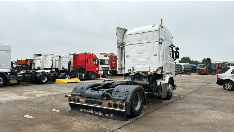 Scania 164 - 480 Topline (MANUAL GEARBOX / RETARDER ) - Tracteur routier: photos 4 Scania 164 - 480 Topline (MANUAL GEARBOX / RETARDER ) - Tracteur routier: photos 4