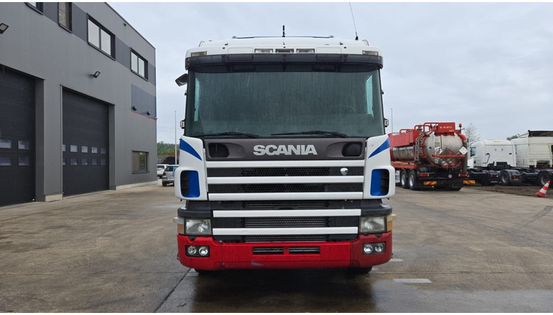 Scania P124 - 360 (POMPE MANUELLE / BOITE MANUELLE / MANUAL PUMP / MANUAL GEARBOX) - Tracteur routier: photos 2 Scania P124 - 360 (POMPE MANUELLE / BOITE MANUELLE / MANUAL PUMP / MANUAL GEARBOX) - Tracteur routier: photos 2