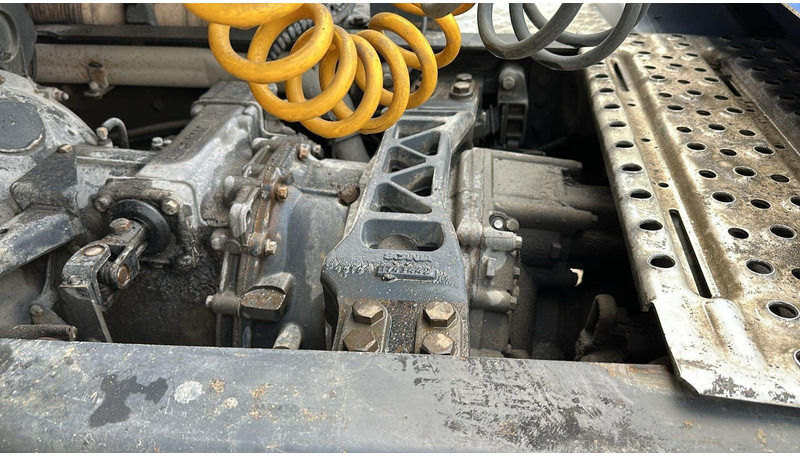 Tracteur routier Scania R 420 (PDE / BOITE MANUELLE / MANUAL GEARBOX): photos 13 Tracteur routier Scania R 420 (PDE / BOITE MANUELLE / MANUAL GEARBOX): photos 13