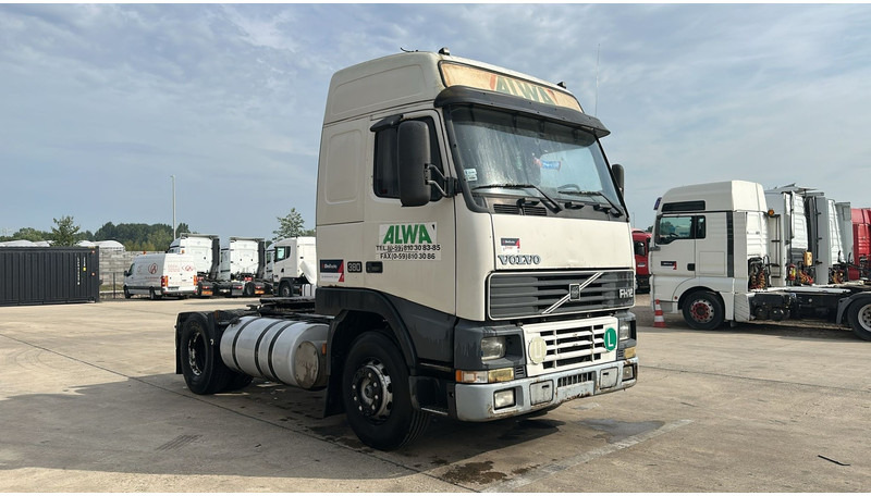 Volvo FH 12.380 (BOITE MANUELLE / MANUAL GEARBOX / EURO 2 / PTO) - Tracteur routier: photos 5 Volvo FH 12.380 (BOITE MANUELLE / MANUAL GEARBOX / EURO 2 / PTO) - Tracteur routier: photos 5