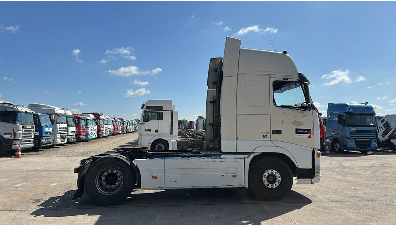 Volvo FH 460 (MANUAL GEARBOX / BOITE MANUELLE) - Tracteur routier: photos 4 Volvo FH 460 (MANUAL GEARBOX / BOITE MANUELLE) - Tracteur routier: photos 4
