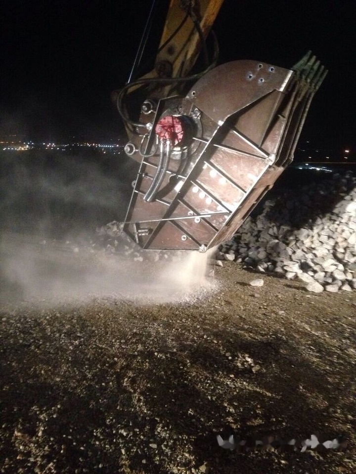 Godet pour Engins de chantier neuf Galen Crusher Bucket: photos 7