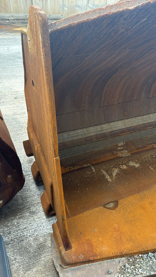 Godet pour chargeur KOMATSU WA500 Loading Bucket: photos 8 Godet pour chargeur KOMATSU WA500 Loading Bucket: photos 8