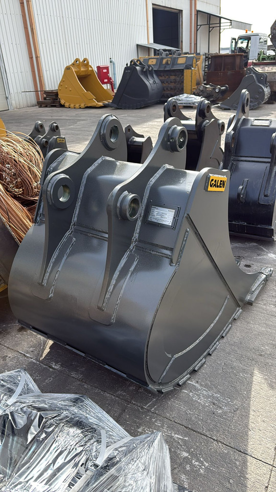 Sunward SWE215 General Purpose Bucket - Godet pour pelle: photos 2 Sunward SWE215 General Purpose Bucket - Godet pour pelle: photos 2