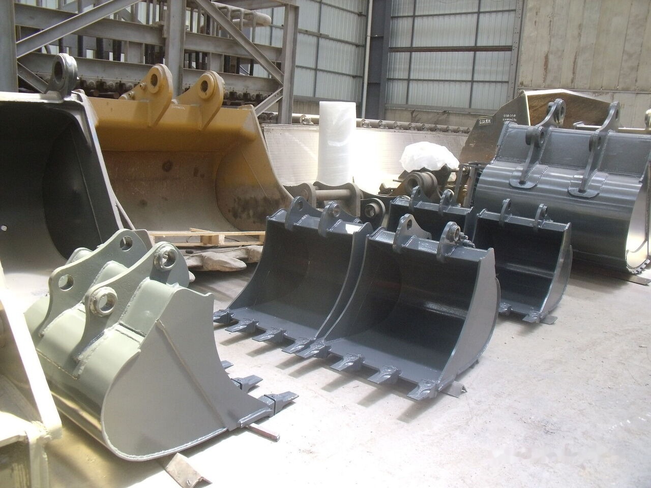 Godet pour pelle neuf Yanmar BUCKETS: photos 14