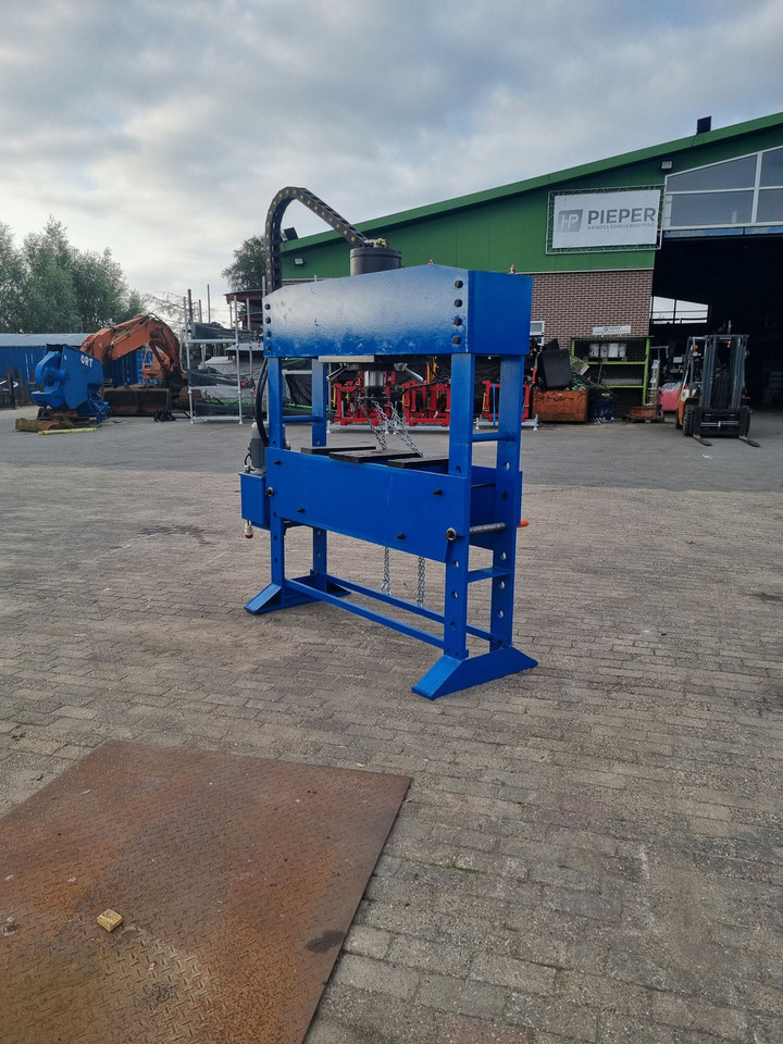 Équipement de garage 100 ton werkplaats pers: photos 7