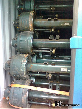 12 ton - Essieu et pièces pour Remorque: photos 1 12 ton - Essieu et pièces pour Remorque: photos 1