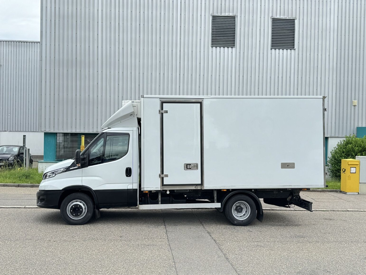 Iveco Daily 72-180 Tiefkühl TK V-500 -32°/+32° Air-Pro - Véhicule utilitaire frigorifique: photos 4 Iveco Daily 72-180 Tiefkühl TK V-500 -32°/+32° Air-Pro - Véhicule utilitaire frigorifique: photos 4
