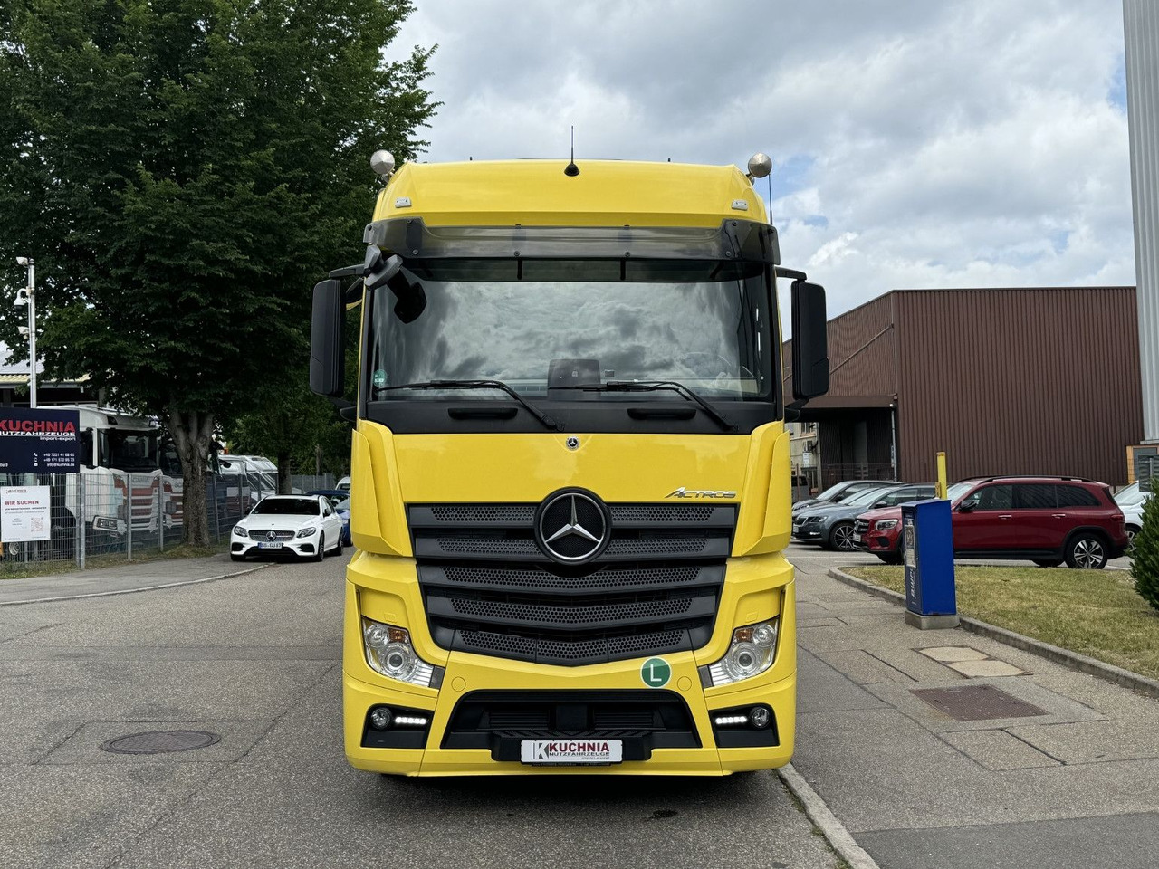 Mercedes-Benz Actros 1848 LL Gr.Haus AWL-Möbelkoffer uLBW - Camion fourgon: photos 3 Mercedes-Benz Actros 1848 LL Gr.Haus AWL-Möbelkoffer uLBW - Camion fourgon: photos 3