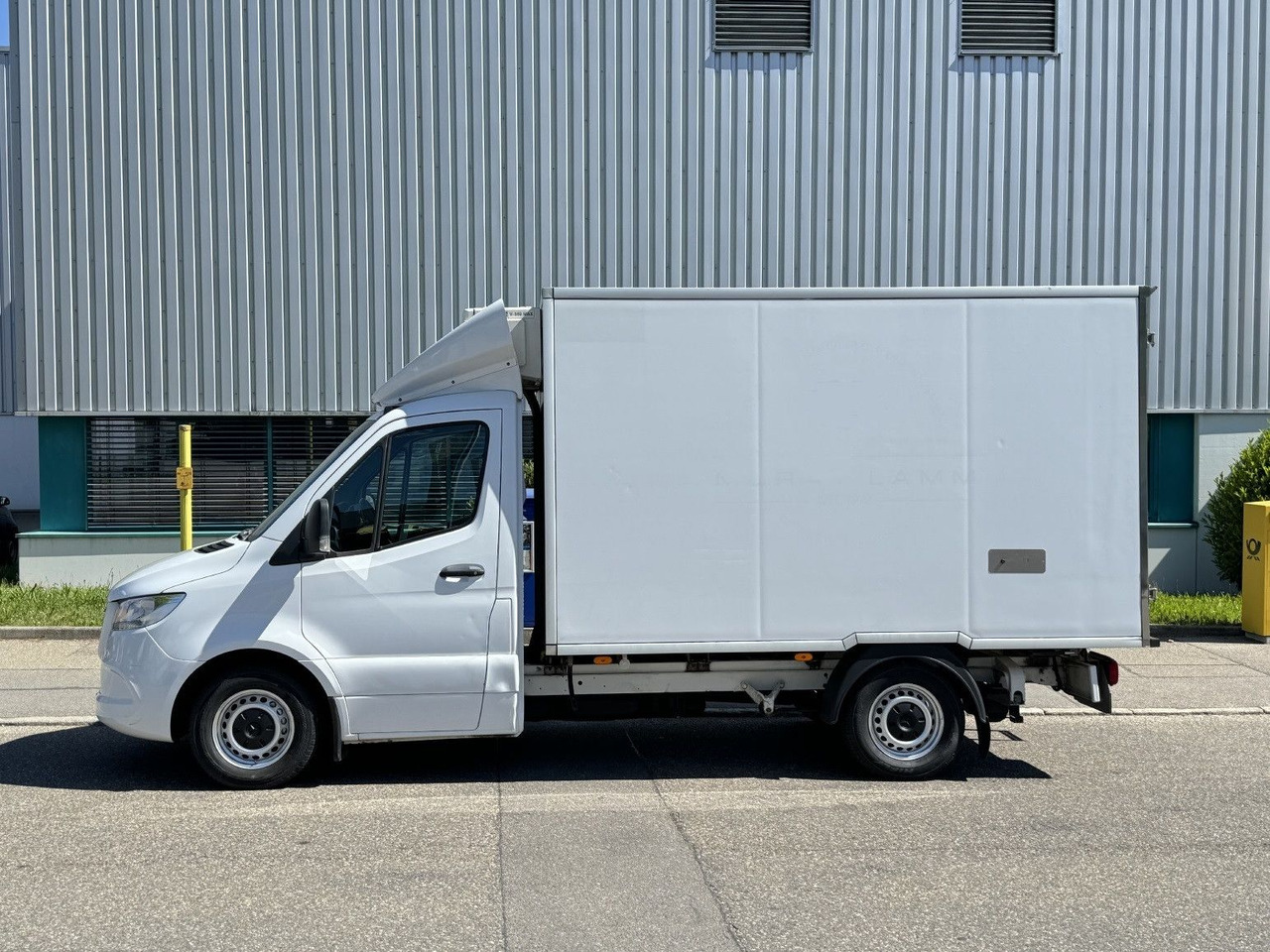 Mercedes-Benz Sprinter 316 Tiefkühl 3,3m TK V-500 MAX Luftgef. - Véhicule utilitaire frigorifique: photos 4 Mercedes-Benz Sprinter 316 Tiefkühl 3,3m TK V-500 MAX Luftgef. - Véhicule utilitaire frigorifique: photos 4