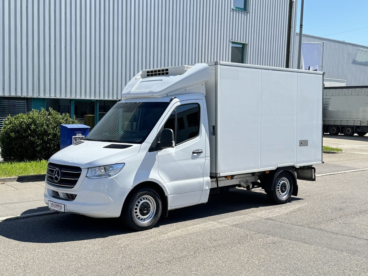 Mercedes-Benz Sprinter 316 Tiefkühl 3,3m TK V-500 MAX Luftgef. - Véhicule utilitaire frigorifique: photos 3 Mercedes-Benz Sprinter 316 Tiefkühl 3,3m TK V-500 MAX Luftgef. - Véhicule utilitaire frigorifique: photos 3