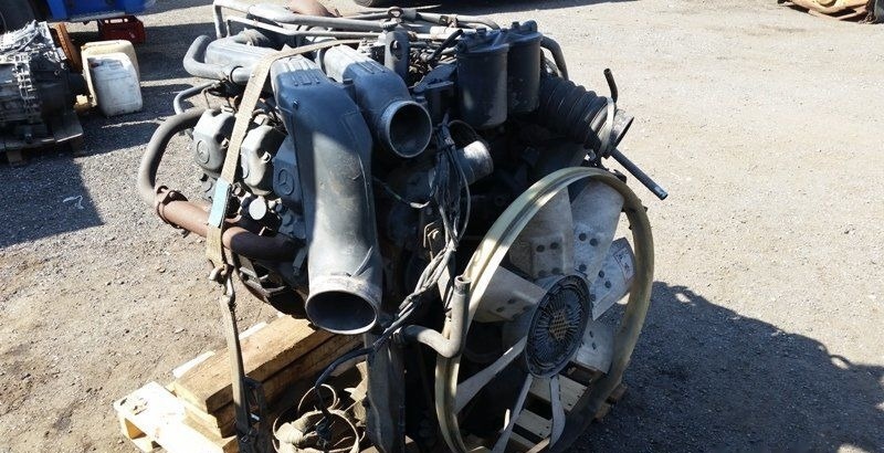 Mercedes-Benz OM 401 - Moteur pour Camion: photos 2 Mercedes-Benz OM 401 - Moteur pour Camion: photos 2