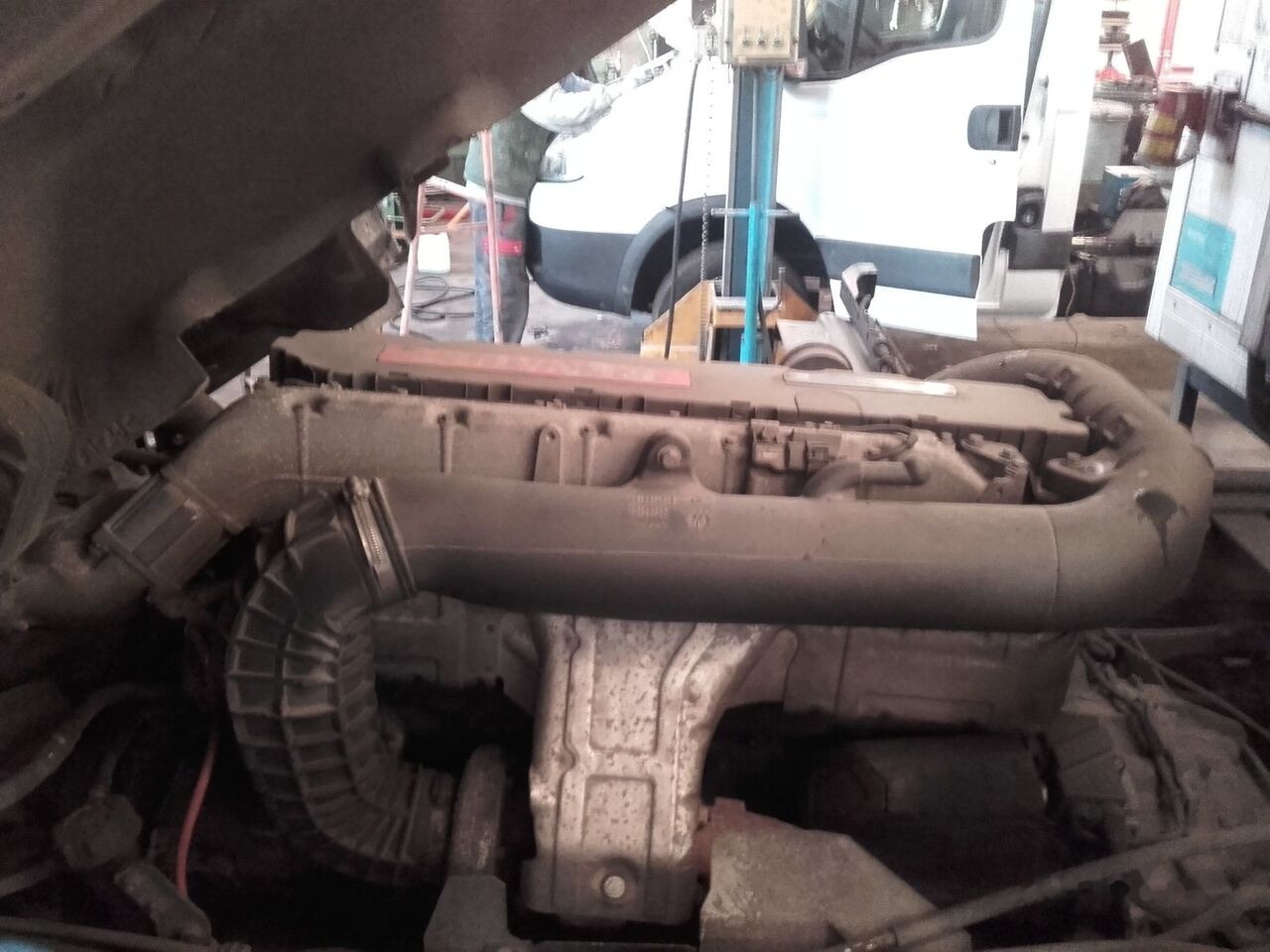 Renault DXI 7 320 E3 Renault Premium - Moteur pour Camion: photos 2 Renault DXI 7 320 E3 Renault Premium - Moteur pour Camion: photos 2