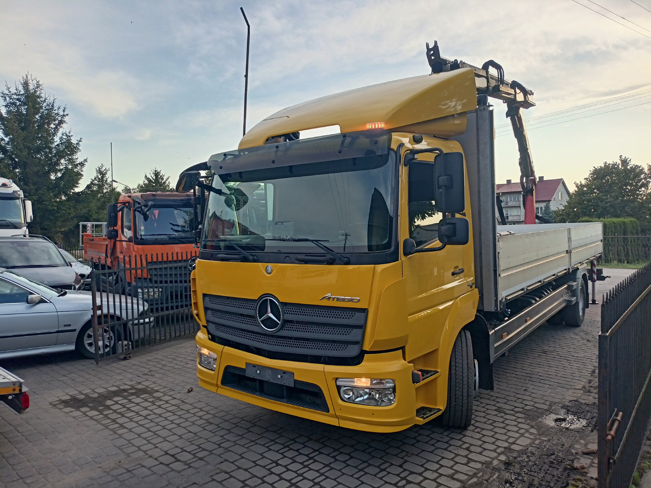 MERCEDES-BENZ Atego 1524 - Camion grue: photos 4 MERCEDES-BENZ Atego 1524 - Camion grue: photos 4