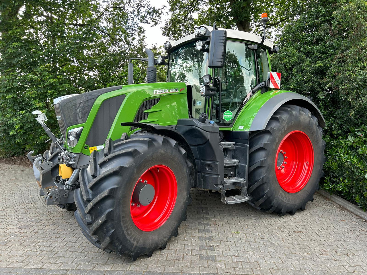 Fendt 828 Vario S4 ProfiPlus - Tracteur agricole: photos 1 Fendt 828 Vario S4 ProfiPlus - Tracteur agricole: photos 1