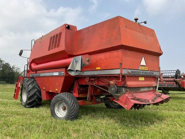 MASSEY FERGUSON 38RS combine - Moissonneuse-batteuse: photos 5 MASSEY FERGUSON 38RS combine - Moissonneuse-batteuse: photos 5