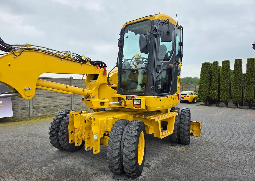 Pelle sur pneus Komatsu PW 98MR-8, 2017 ROK, 5200 MTH, BEZ DPF i ADBLUE: photos 7