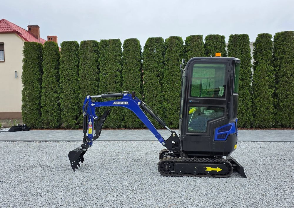 Kubota NOWA MINIKOPARKA AUGER HT 18, SILNIK KUBOTA, 3 ŁYŻKI - Mini pelle: photos 3 Kubota NOWA MINIKOPARKA AUGER HT 18, SILNIK KUBOTA, 3 ŁYŻKI - Mini pelle: photos 3