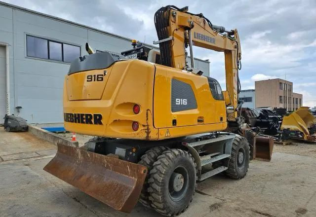 Liebherr A 916 Litronic, 2019 ROK, PODPORY + PŁUG, 6100 MTH - Pelle sur pneus: photos 5 Liebherr A 916 Litronic, 2019 ROK, PODPORY + PŁUG, 6100 MTH - Pelle sur pneus: photos 5