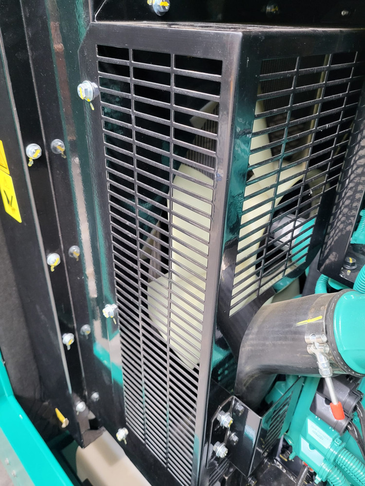 Cummins C220D5EQ. 220KVA Generator. Brand new. - Groupe électrogène: photos 3 Cummins C220D5EQ. 220KVA Generator. Brand new. - Groupe électrogène: photos 3