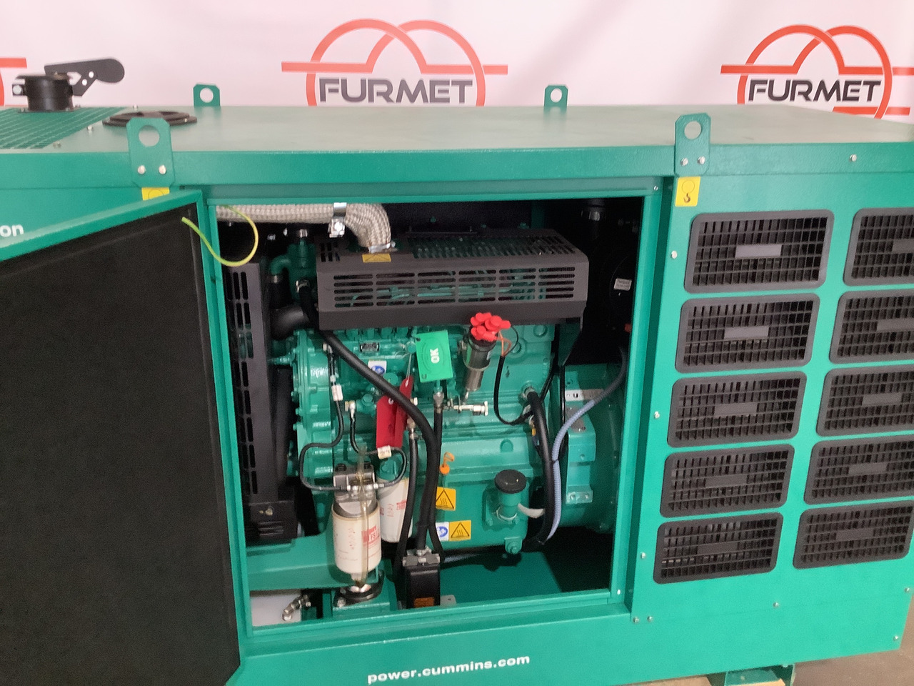 Cummins C22D5Q. 22KVA Generator. Brand new. - Groupe électrogène: photos 2 Cummins C22D5Q. 22KVA Generator. Brand new. - Groupe électrogène: photos 2