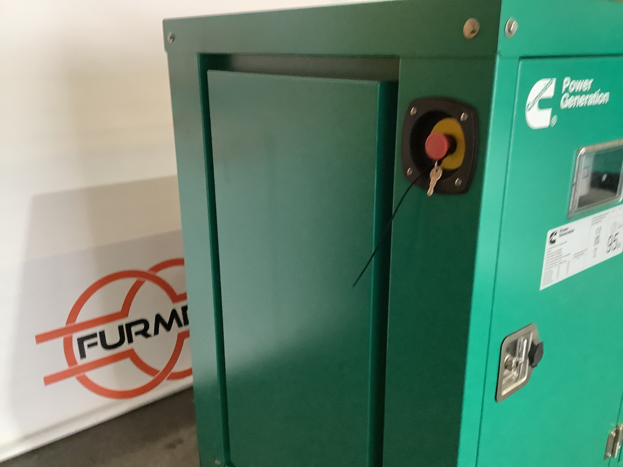 Cummins C55D5EQ. 55KVA Generator. Brand new. - Groupe électrogène: photos 3 Cummins C55D5EQ. 55KVA Generator. Brand new. - Groupe électrogène: photos 3