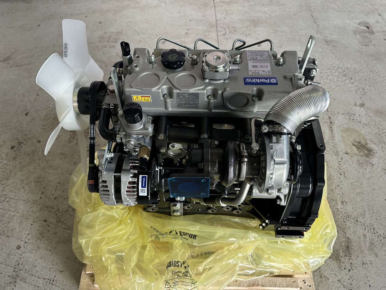 Perkins 404D-22T - Moteur: photos 3 Perkins 404D-22T - Moteur: photos 3