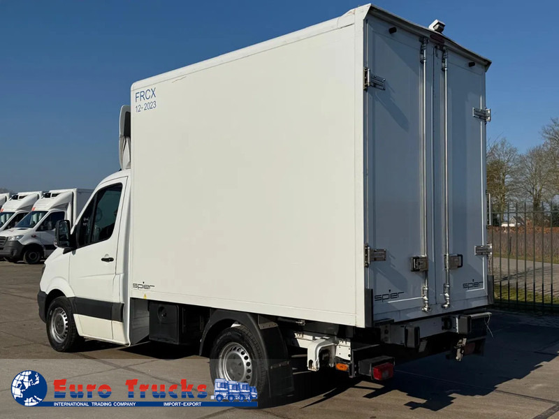Mercedes-Benz sprinter316CDI/only export engine problem - Véhicule utilitaire frigorifique: photos 4 Mercedes-Benz sprinter316CDI/only export engine problem - Véhicule utilitaire frigorifique: photos 4