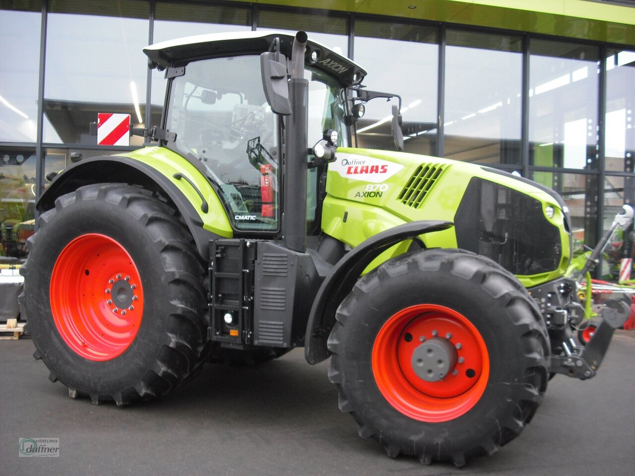CLAAS Axion 870 CMATIC CEBIS - Tracteur agricole: photos 1 CLAAS Axion 870 CMATIC CEBIS - Tracteur agricole: photos 1