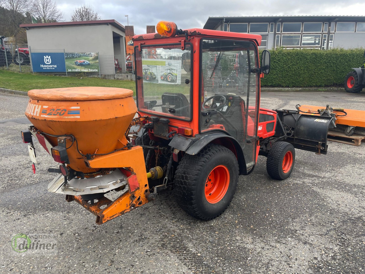 Hako Hakotrac 3000 DA - Tracteur communal: photos 4 Hako Hakotrac 3000 DA - Tracteur communal: photos 4