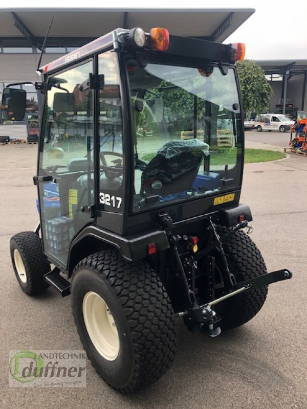 Iseki TM 3217 AHLK - Tracteur communal: photos 4 Iseki TM 3217 AHLK - Tracteur communal: photos 4