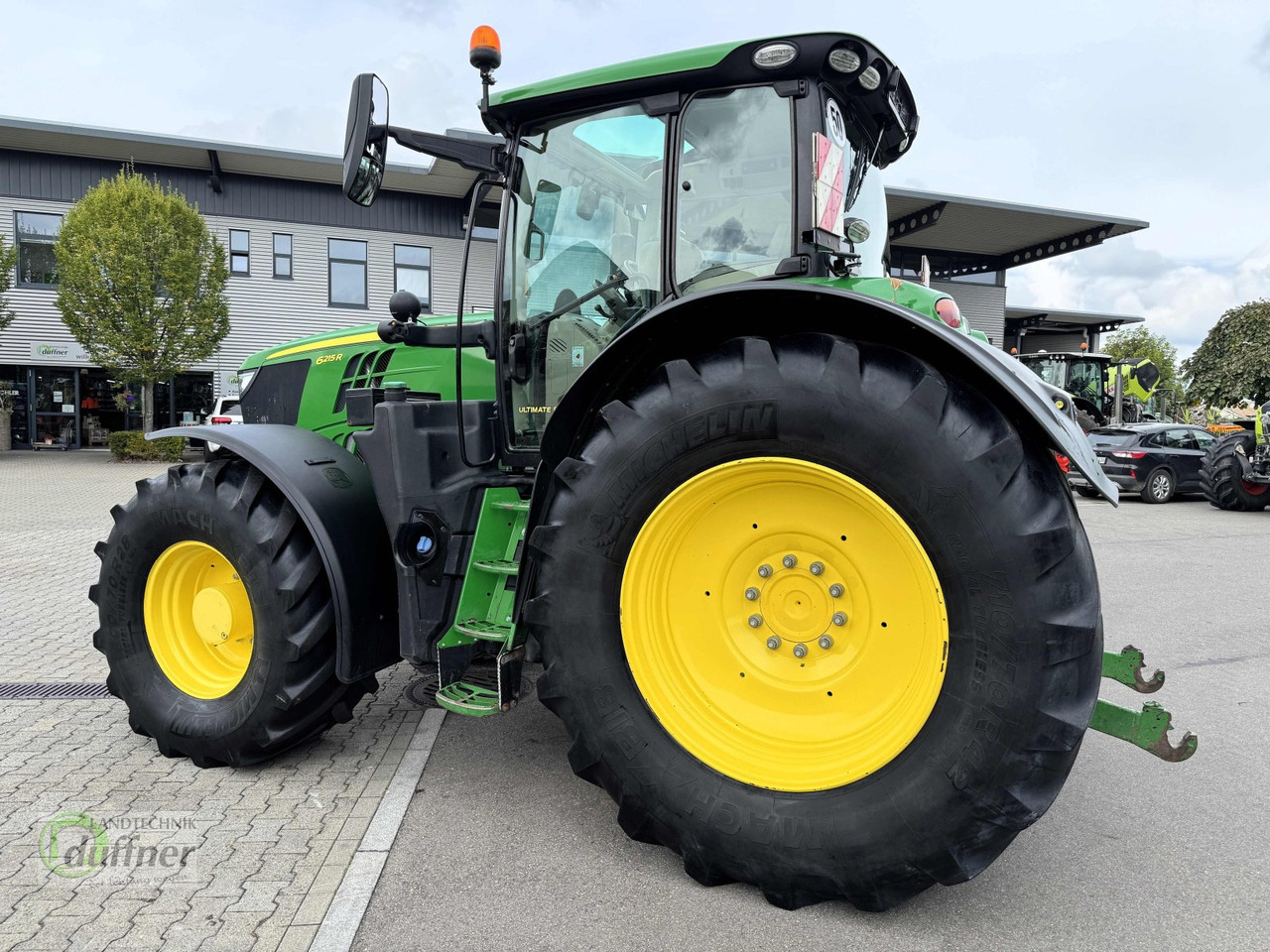 John Deere 6215R - Tracteur agricole: photos 4 John Deere 6215R - Tracteur agricole: photos 4