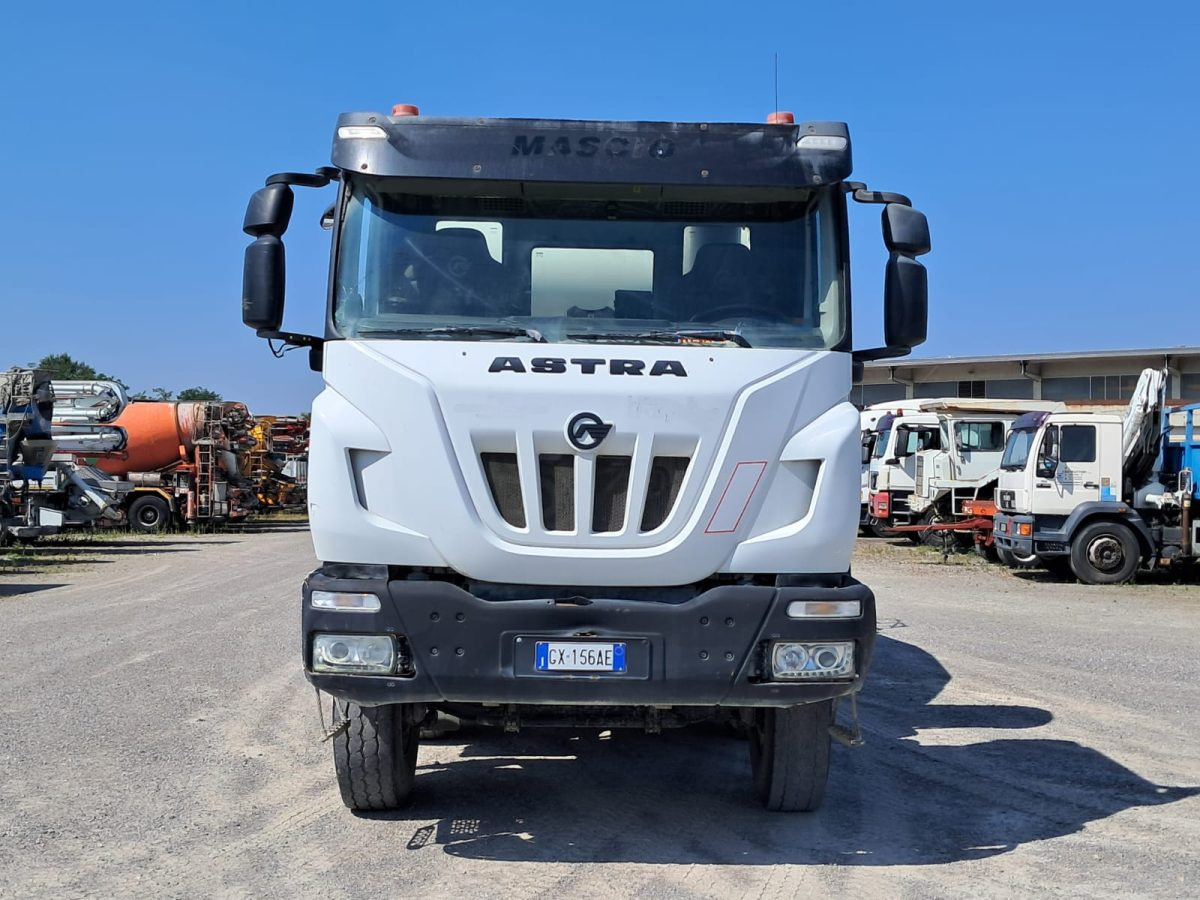 ASTRA HD9 8450 CIFA RY1300 - Camion malaxeur: photos 1 ASTRA HD9 8450 CIFA RY1300 - Camion malaxeur: photos 1
