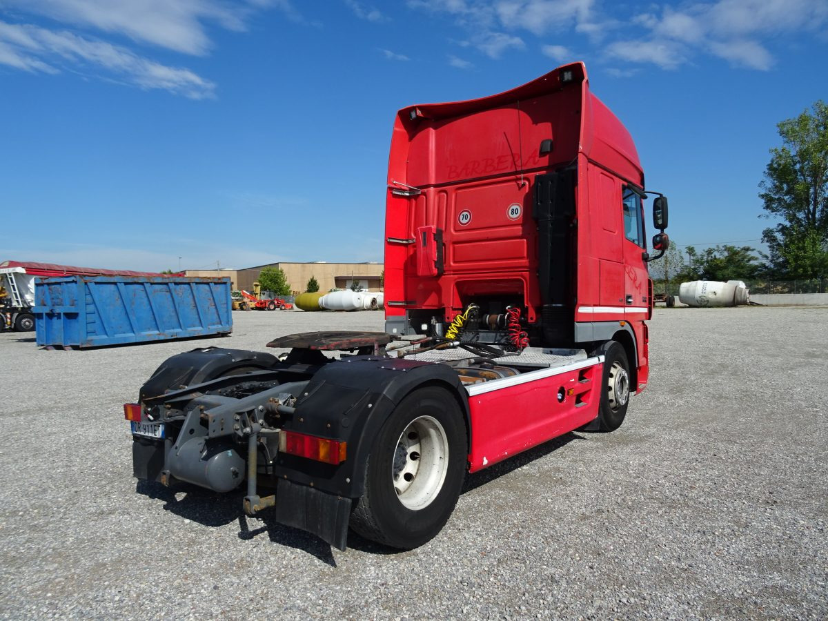 Tracteur routier DAF XF 105.480: photos 6