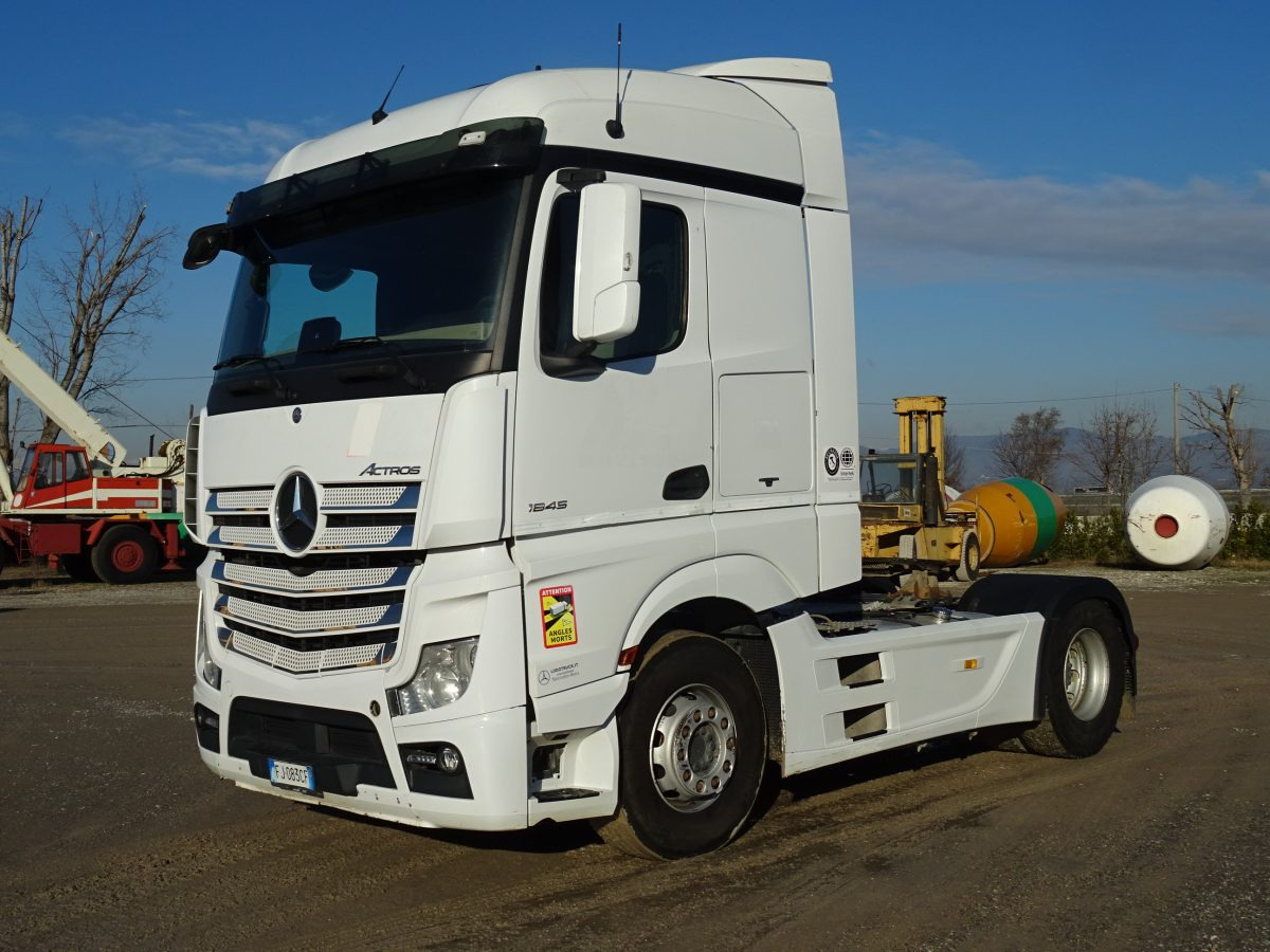 MERCEDES ACTROS 1845 - Tracteur routier: photos 1 MERCEDES ACTROS 1845 - Tracteur routier: photos 1