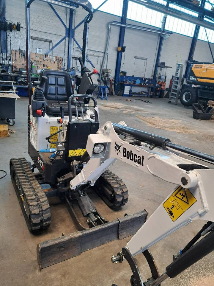 Bobcat E10Z - Mini pelle: photos 1 Bobcat E10Z - Mini pelle: photos 1