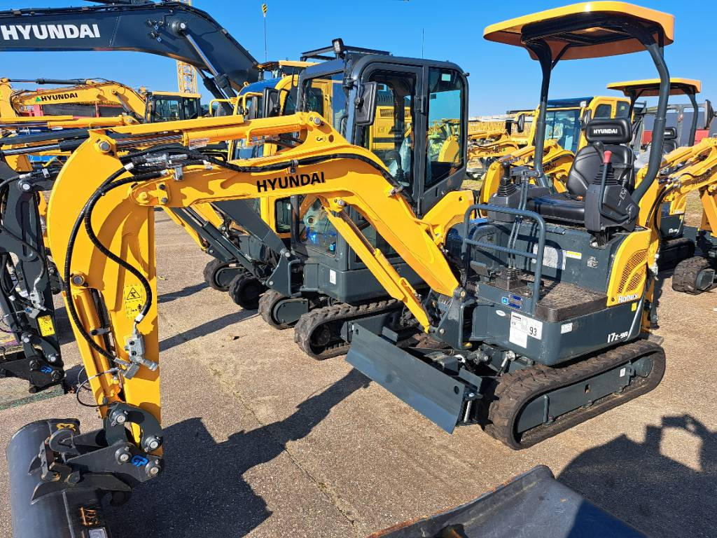 Hyundai R17Z-9AK - Mini pelle: photos 1 Hyundai R17Z-9AK - Mini pelle: photos 1
