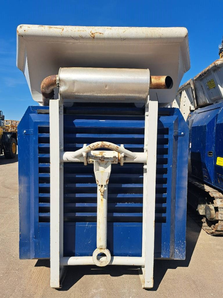 Lindner Urraco 75 D Powerline, U75D - Broyeur industriel: photos 4 Lindner Urraco 75 D Powerline, U75D - Broyeur industriel: photos 4